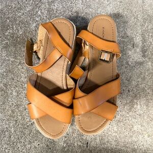 Rock and candy Women's Tan Sandals